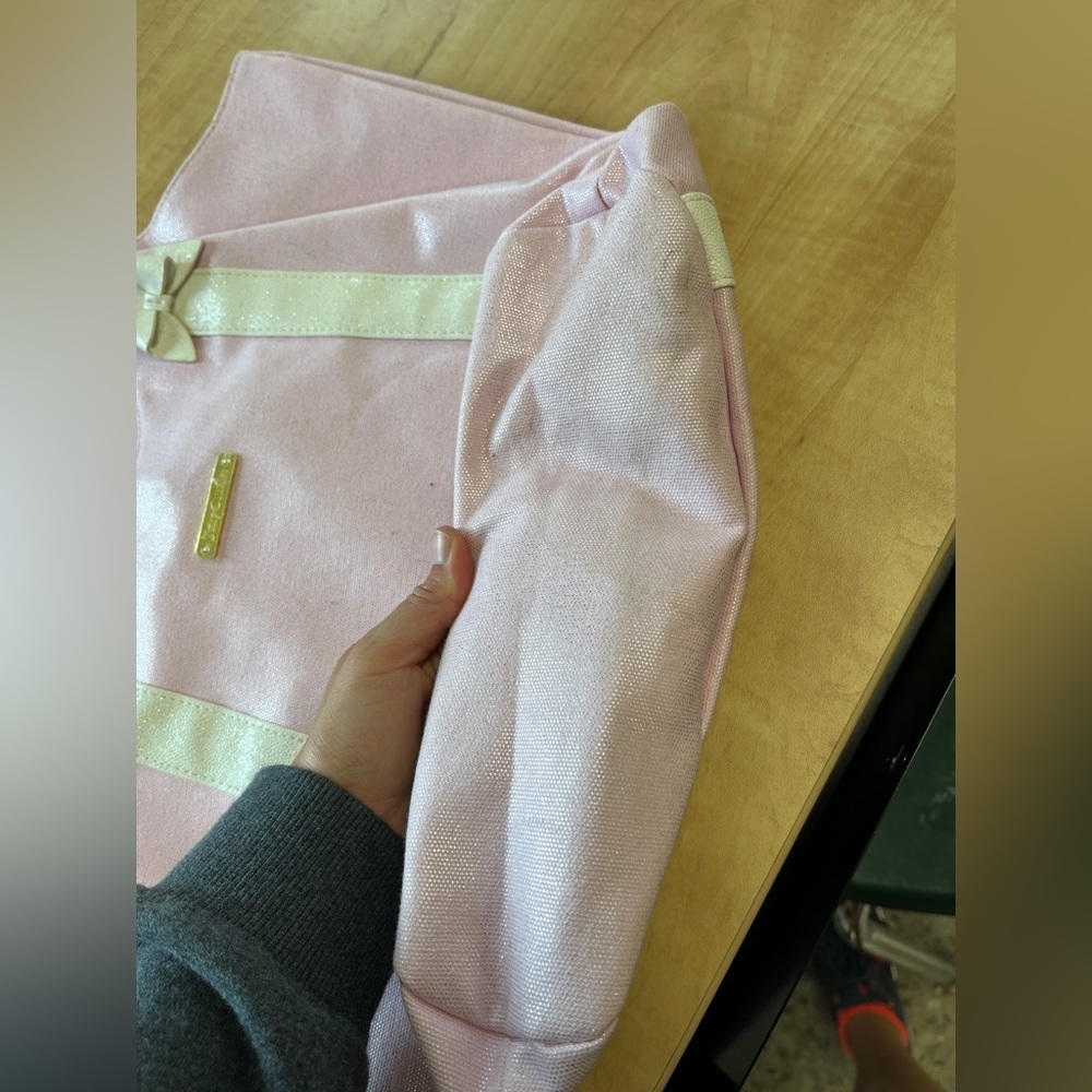 Juicy Couture Hobo Bag, Light Pink, girlhood, feminine, flirty, cutesy - Picture 5 of 8